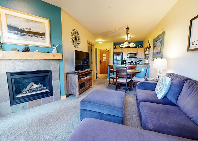 Sunstone Lodge #127 | Mammoth ski-in, ski-out Condos in Mammoth Lakes, CA | Mammoth Sierra Reservations
