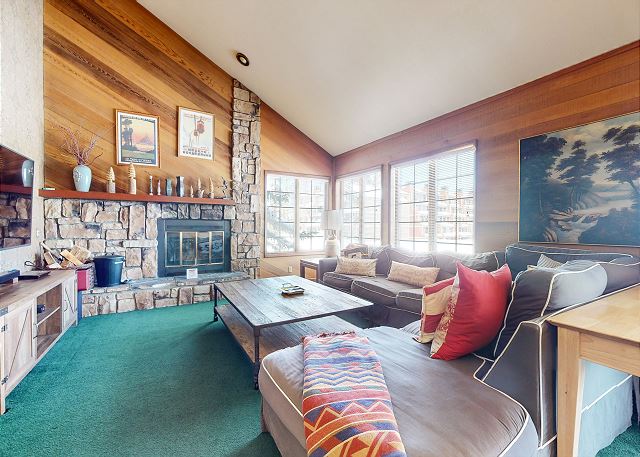 Sierra Megeve #8 | Slopeside Mammoth Vacation Rental at Canyon Lodge | Mammoth Sierra Reservations