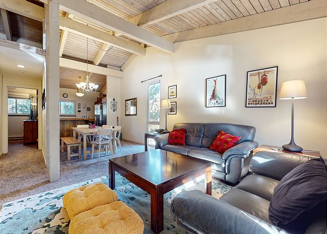 Mammoth Estates #213 | Mammoth Condos in Mammoth Lakes, CA | Mammoth Sierra Reservations
