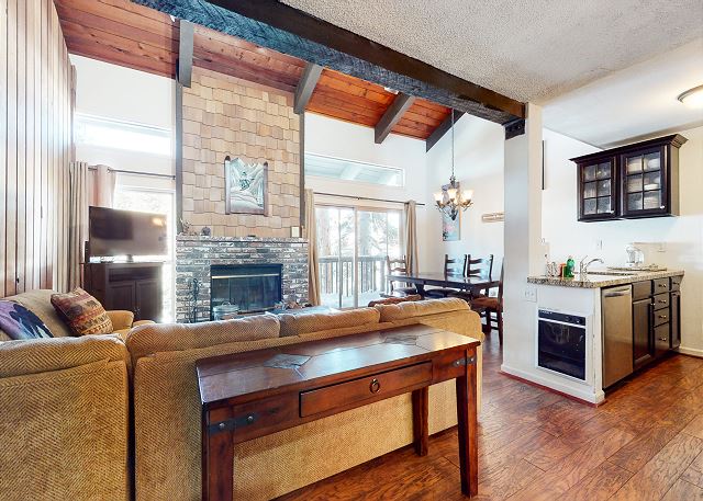 Chamonix #94 | Mammoth Condos in Mammoth Lakes, CA | Mammoth Sierra Reservations