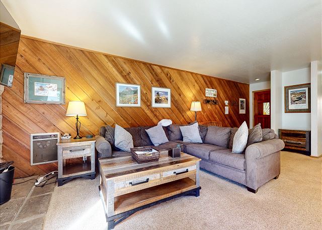 Snowcreek I #39 | Mammoth Lakes Condos | Mammoth Sierra Reservations