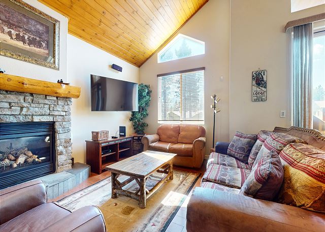 Mammoth Gateway Village #7 | Mammoth Condos in Mammoth Lakes, CA | Mammoth Sierra Reservations