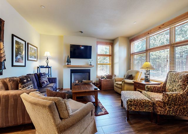 Solstice #11 | Mammoth Lakes Condos | Mammoth Sierra Reservations