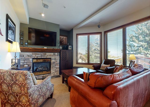 Eagle Run #114 | Mammoth ski-in, ski-out Condos in Mammoth Lakes, CA | Mammoth Sierra Reservations