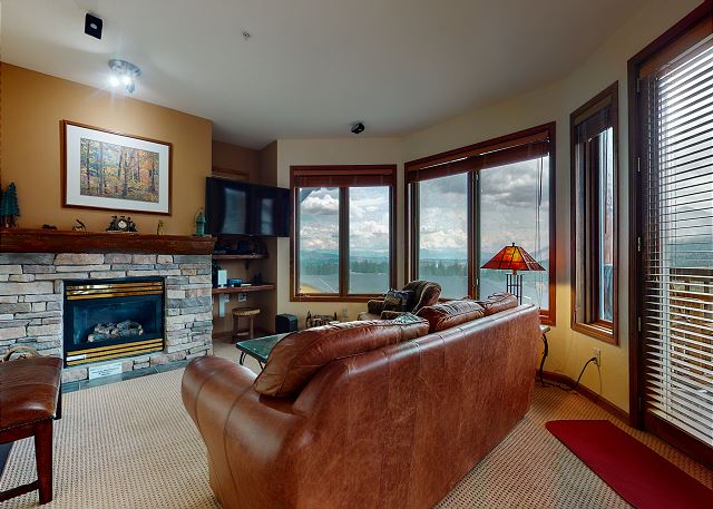 Eagle Run #205 | Mammoth ski-in, ski-out Condos in Mammoth Lakes, CA | Mammoth Sierra Reservations