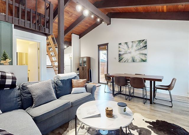 Lakeview Lodge #1 | Mammoth Condos in Mammoth Lakes, CA | Mammoth Sierra Reservations