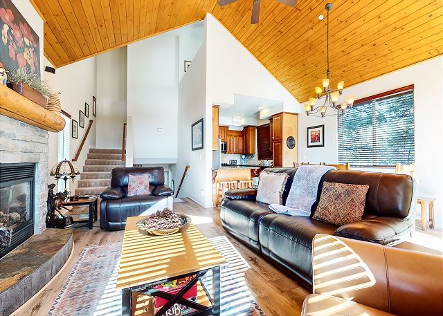 Mammoth Gateway Village #6 | Mammoth Condos in Mammoth Lakes, CA | Mammoth Sierra Reservations