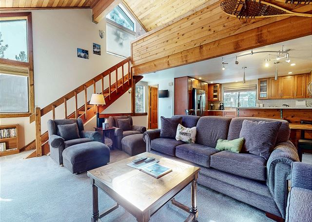 Mammoth Sierra Townhomes #38 | Mammoth Lakes Condos | Mammoth Sierra Reservations