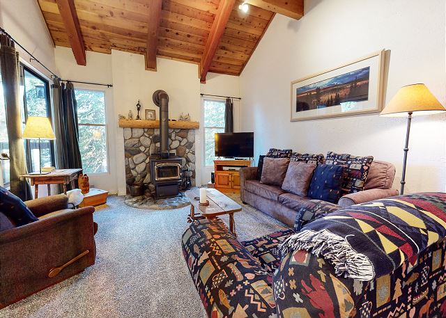 Val D'Isere #3 | Mammoth Village Condos in Mammoth Lakes, CA | Mammoth Sierra Reservations