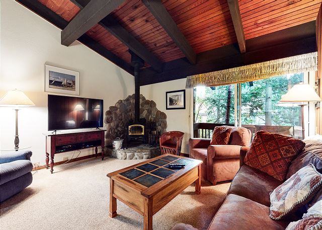 Mammoth West Condos #101 | Mammoth Condos in Mammoth Lakes, CA | Mammoth Sierra Reservations