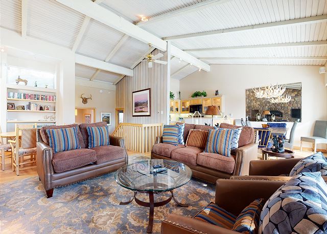 Mammoth West Condos #137 | Mammoth Condos in Mammoth Lakes, CA | Mammoth Sierra Reservations