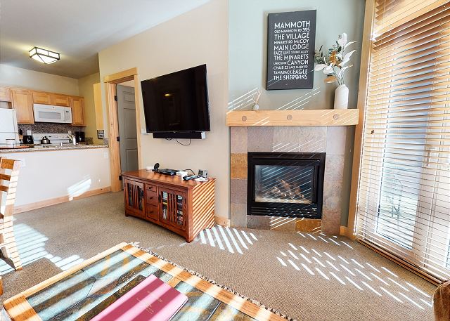 Sunstone Lodge #214 | Mammoth ski-in, ski-out Condos in Mammoth Lakes, CA | Mammoth Sierra Reservations