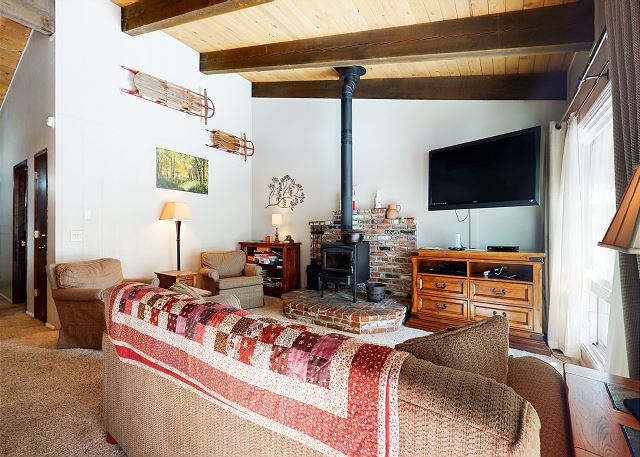 Chateau de Montagne #15 | Mammoth Lakes Condos | Mammoth Sierra Reservations