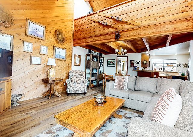 Snowflower #49 | Mammoth Lakes Condos | Mammoth Sierra Reservations