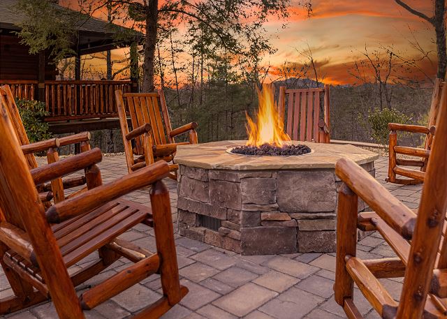 TO2801 Timber Oaks Cabin