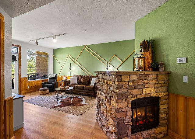3104 Bears Cove Golf View