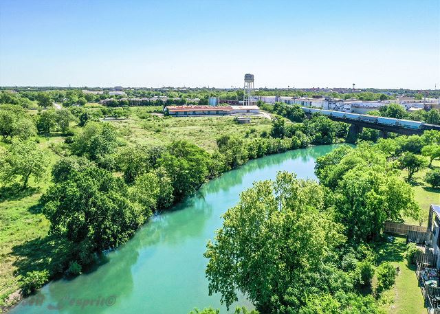 SS B4 Riverside Condo