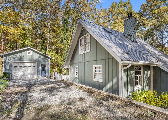 Cabin Fever - Game Room/3-King Beds/Dog - Friendly/Hot Tub!