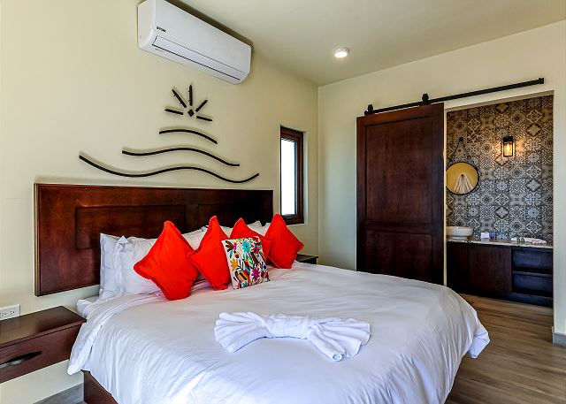 Paz del Mar Room 05 Guacamaya Roja — Las Conchas, Sonora