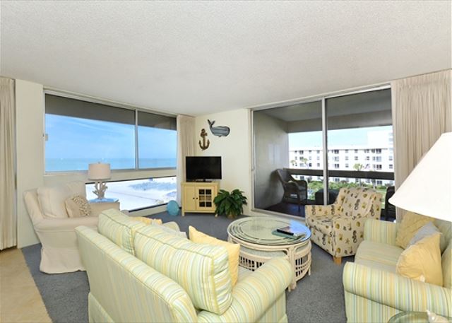 2/2 (043) Tower Gulf Front View NW
