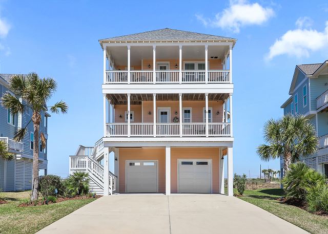 Parrot House- Located in Pointe West - — Galveston, TX