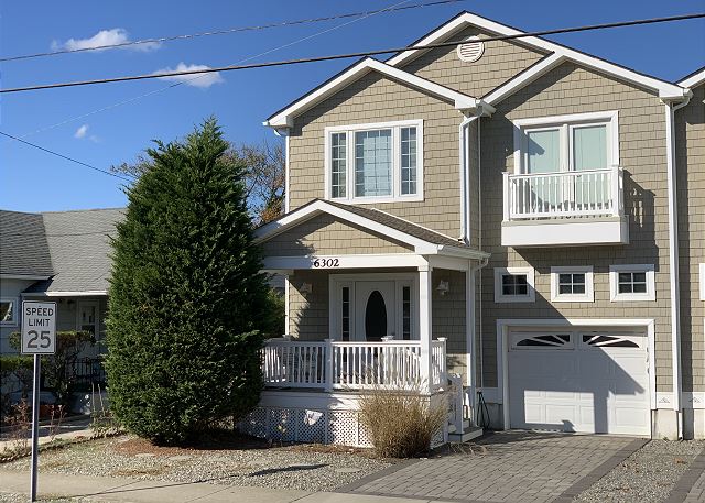 6302 Seaview Ave in Wildwood Crest, NJ! — Wildwood Gables, NJ
