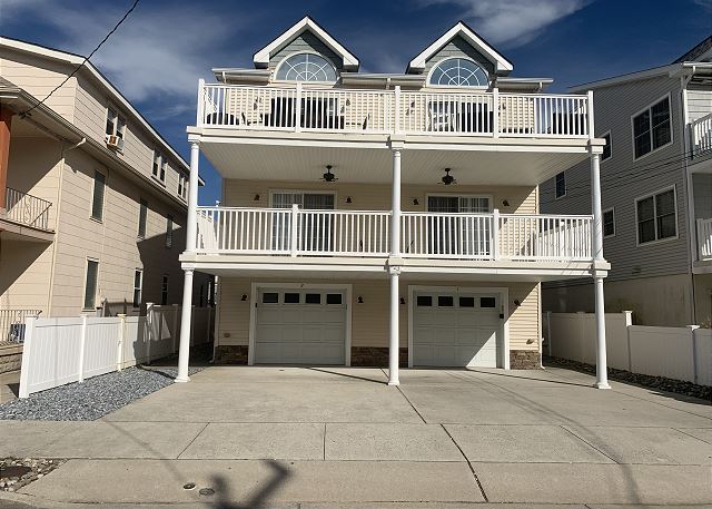 223 E Roberts vacation Rental
