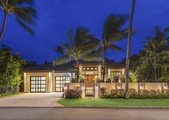 Hale Ekolu Mea Nui - Kahala, Oahu — Honolulu, HI