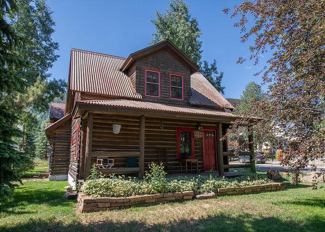 702 Elk Avenue — Crested Butte, CO