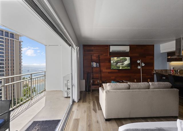 Ilikai Apartment #1428 — Honolulu, HI