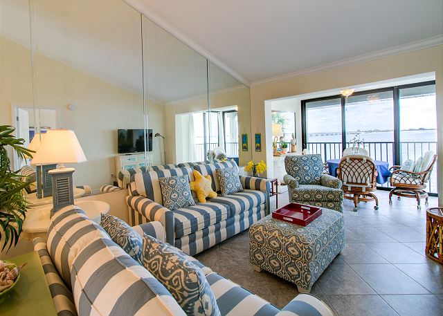 Sanibel, Florida United States - Mariner Pointe 1013 | Sanibel Vacations