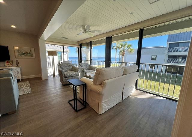 Mariner Pointe 842 — Sanibel, FL