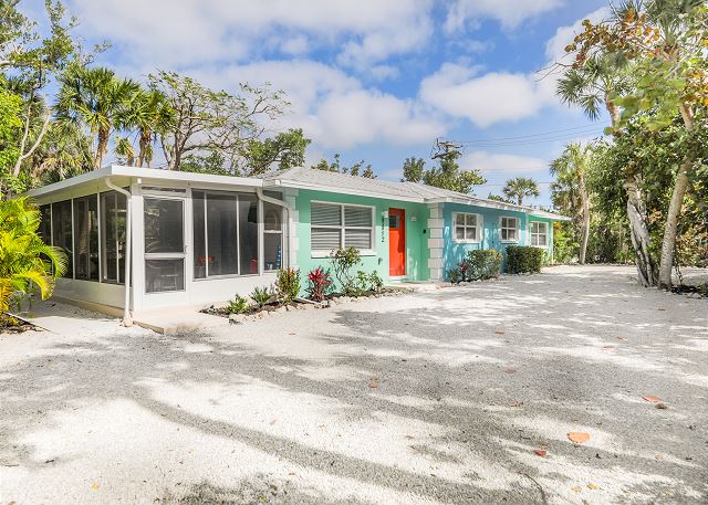 Turtle Tracks West | 2-bedroom Sanibel Duplex Near Beach!