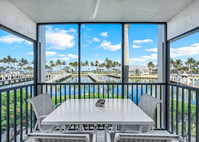 Marina Villa 705