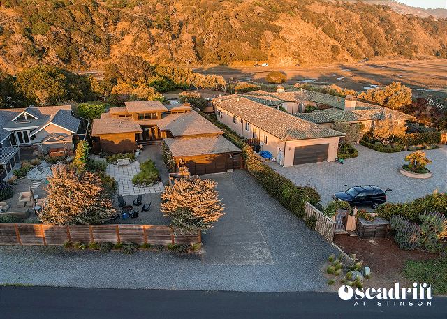 Soaring ceilings and breathtaking panoramic views in a secluded setting
