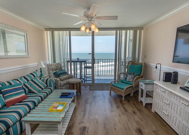 ROYAL GARDEN RESORT 401