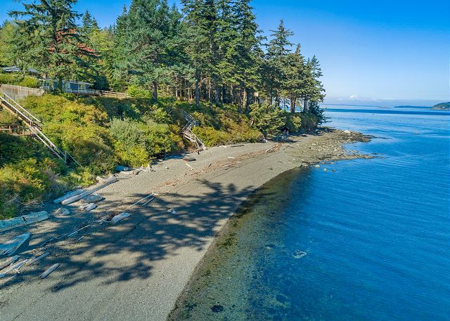 Limestone Beach Retreat — Friday Harbor, WA