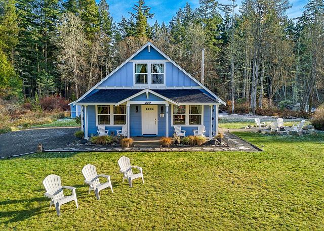 Blue Sea Bungalow