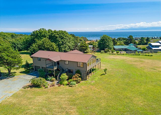 Eagle Cove Hale