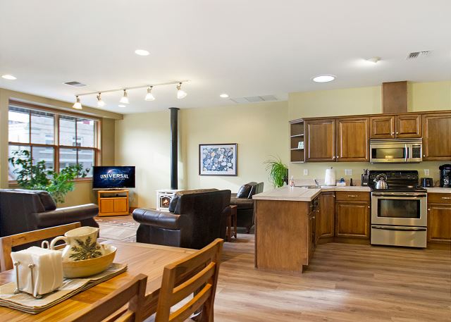 San Juan Suites - Conservatory