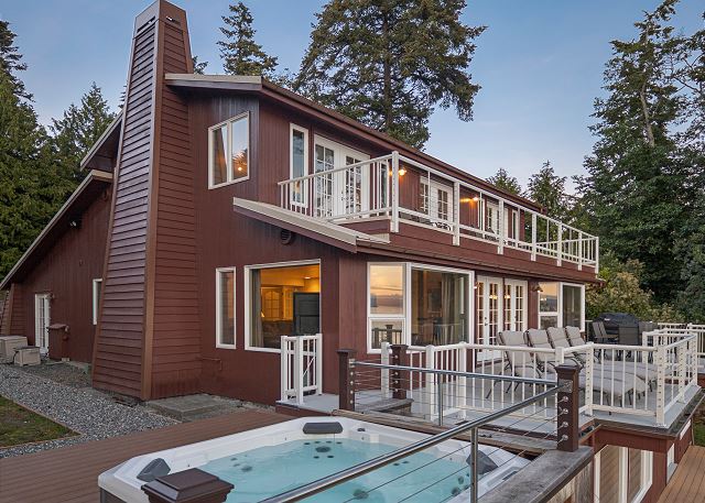 Whale Watch Beach Retreat