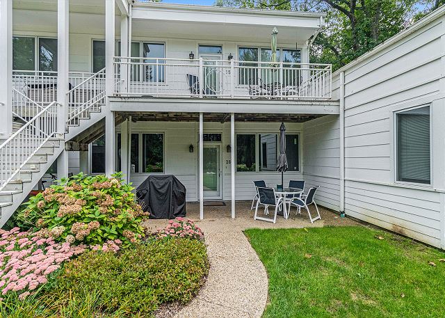 Patio 28 — Casco Township, MI