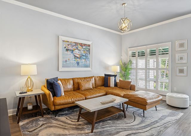 Bright Modern Pet Friendly Villa