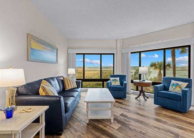Glorious Panoramic Water Views