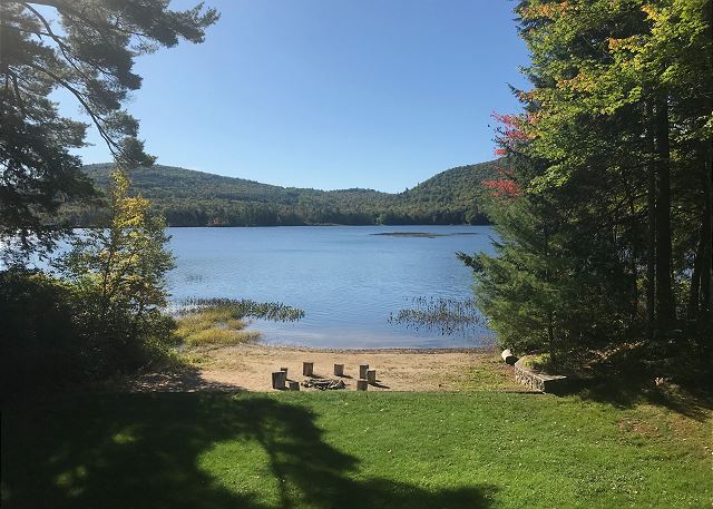 Sandy Bottoms Beach House — Madison, NH