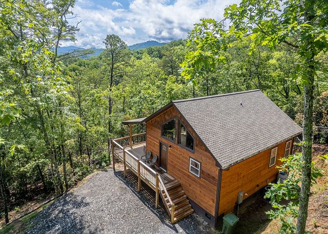 Lazy Laurel — Deep Creek, NC