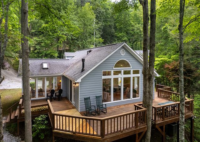Fontana Lake Front Cottage