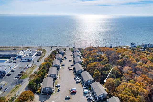 690 Commercial St, Provincetown, MA 02657