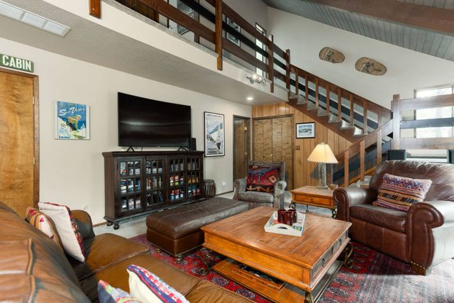 Flattop Mini Lodge
