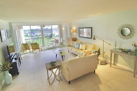 Catamaran Condo